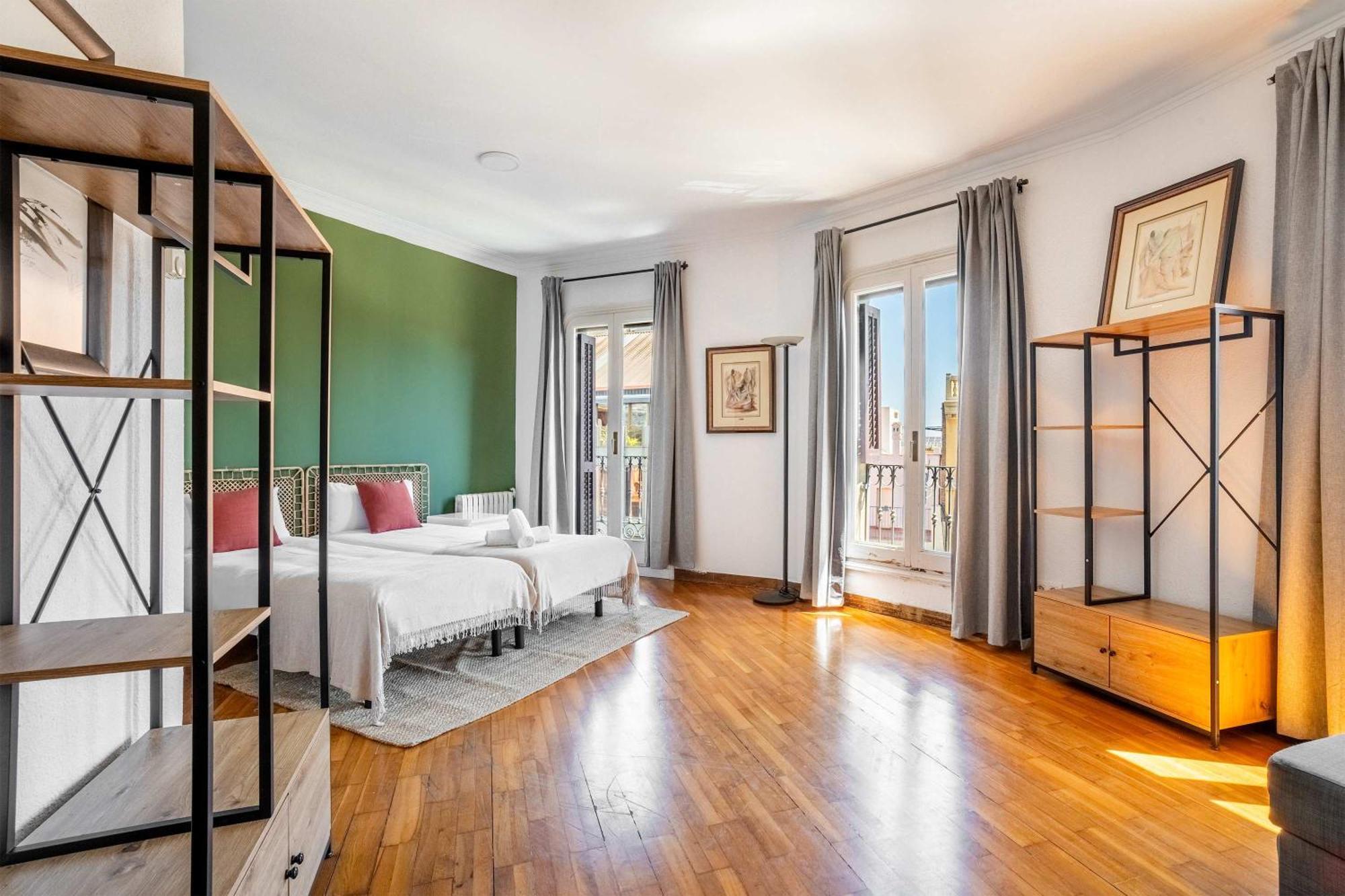 Big For 15 In The Heart Of Eixample
